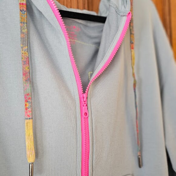 Natural Life Applique Zip-Up Hoodie – Bay Blue with Peace Sign - Picture 2 of 6